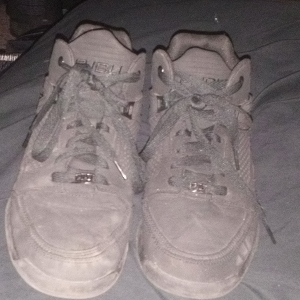 Black shoes size 8 mens